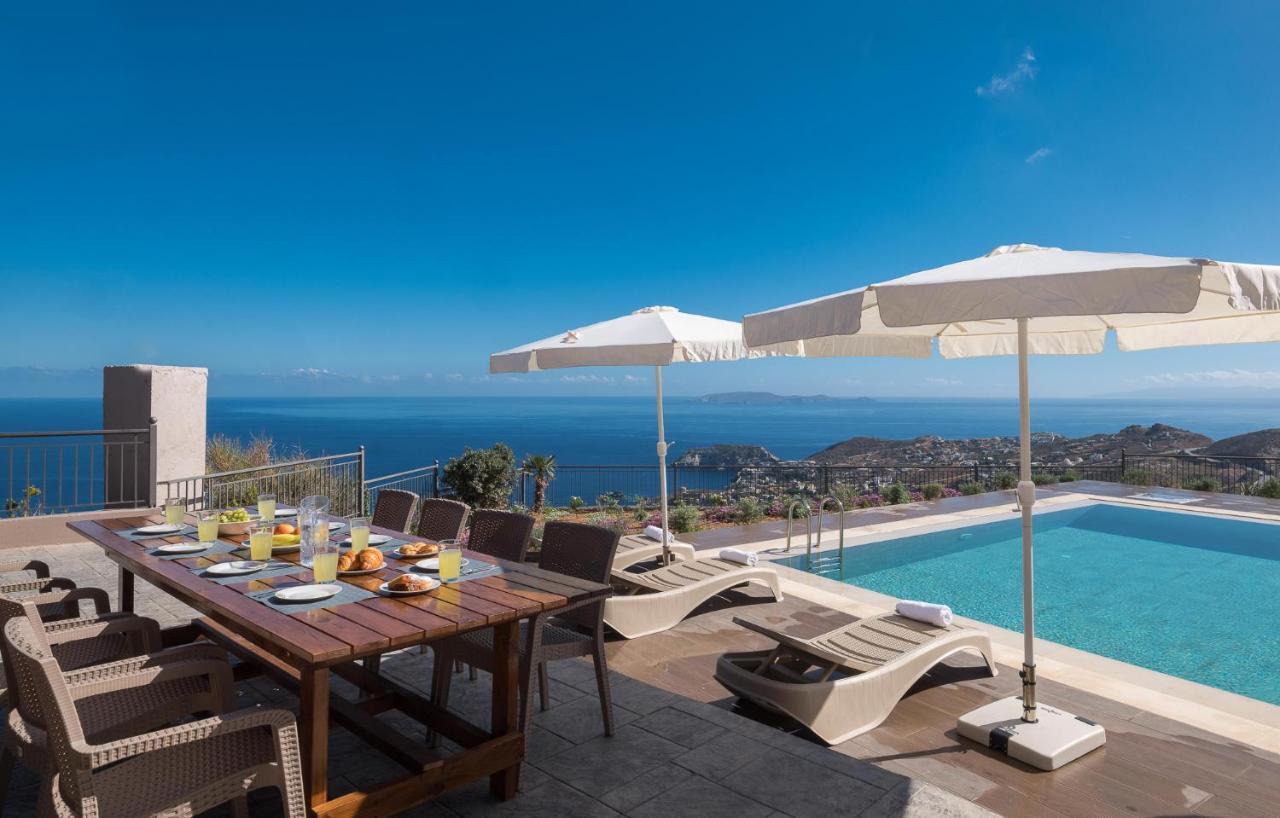 Villa Eolos 利加里亚 外观 照片